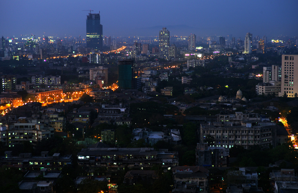 INDIA / MUMBAI / MUMBAI NIGHT / MARCH 2011©PHILIPP HORAK