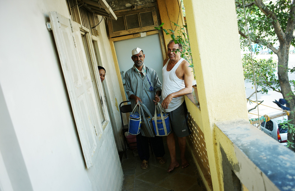 INDIA / MUMBAI / Report about the DABBAWALLA / MARCH 2011©Philipp Horak