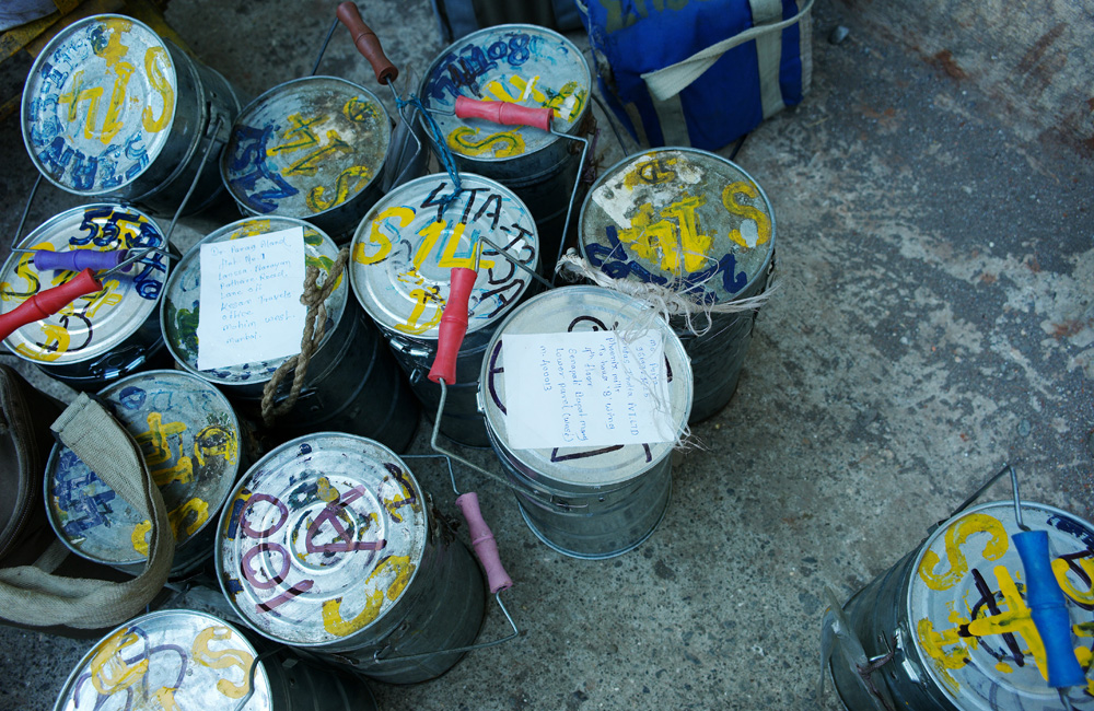 INDIA / MUMBAI / Report about the DABBAWALLA / MARCH 2011©Philipp Horak