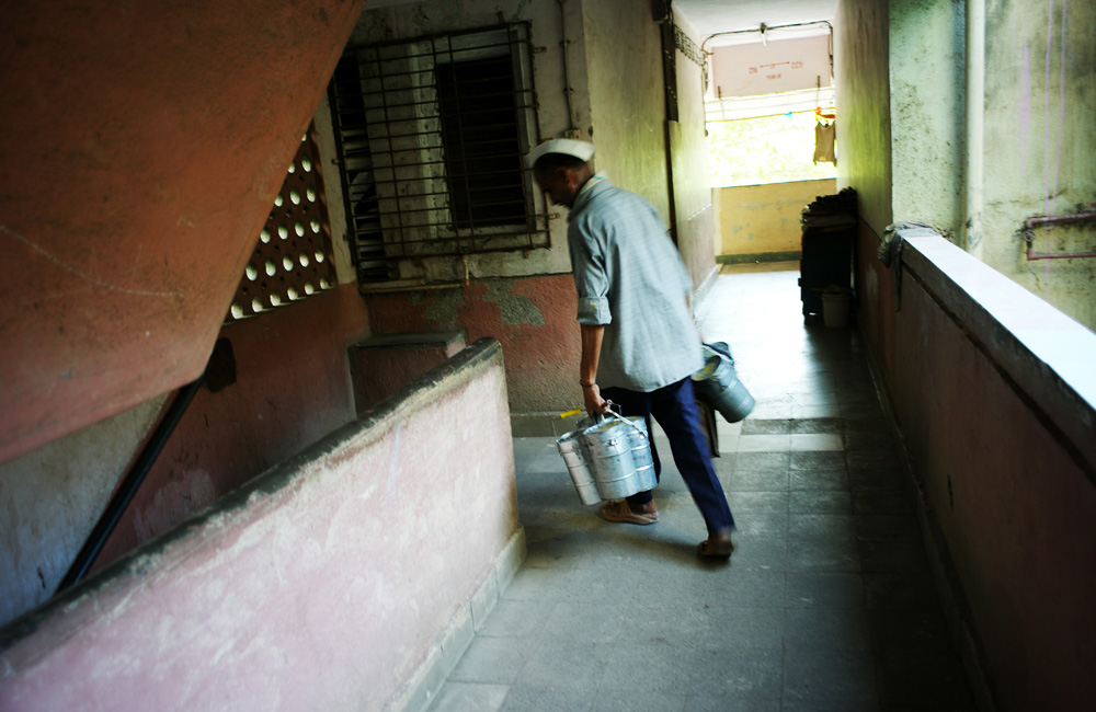 INDIA / MUMBAI / Report about the DABBAWALLA / MARCH 2011©Philipp Horak