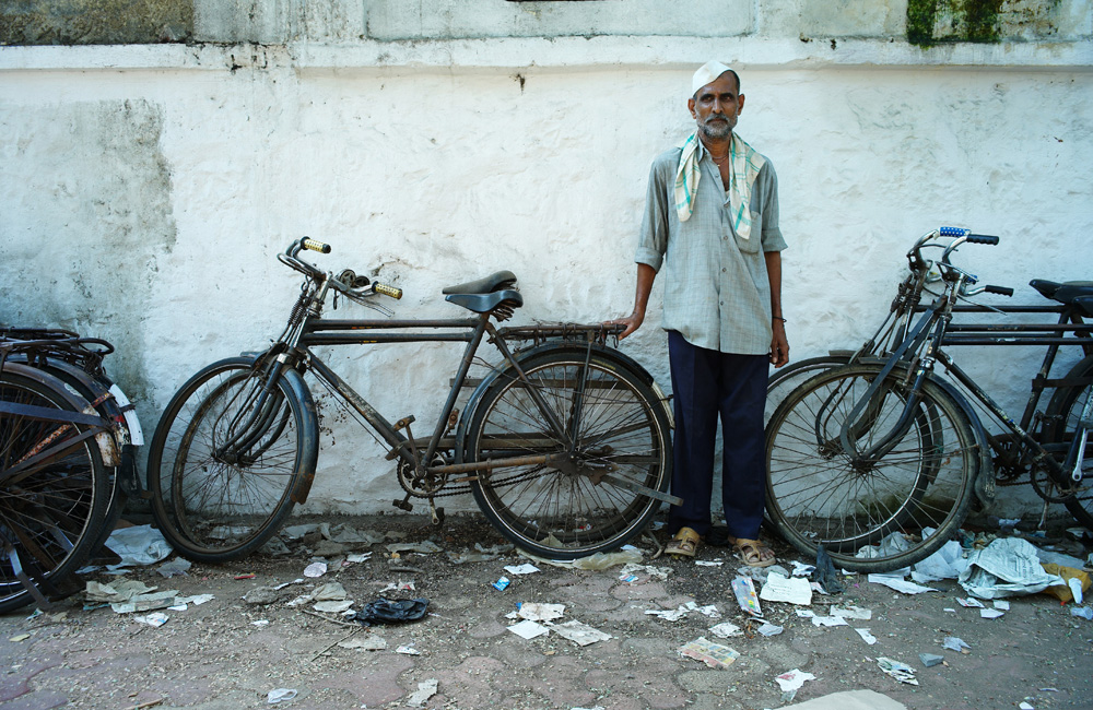 INDIA / MUMBAI / Report about the DABBAWALLA / MARCH 2011©Philipp Horak